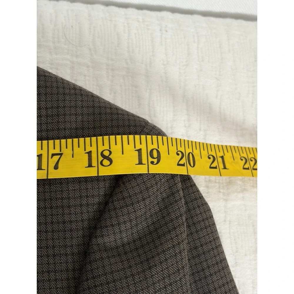 NWT!! Angelo Rossi 2-Piece Suit, Dark Tope, Jacket 44R, Pants 38 Waist.